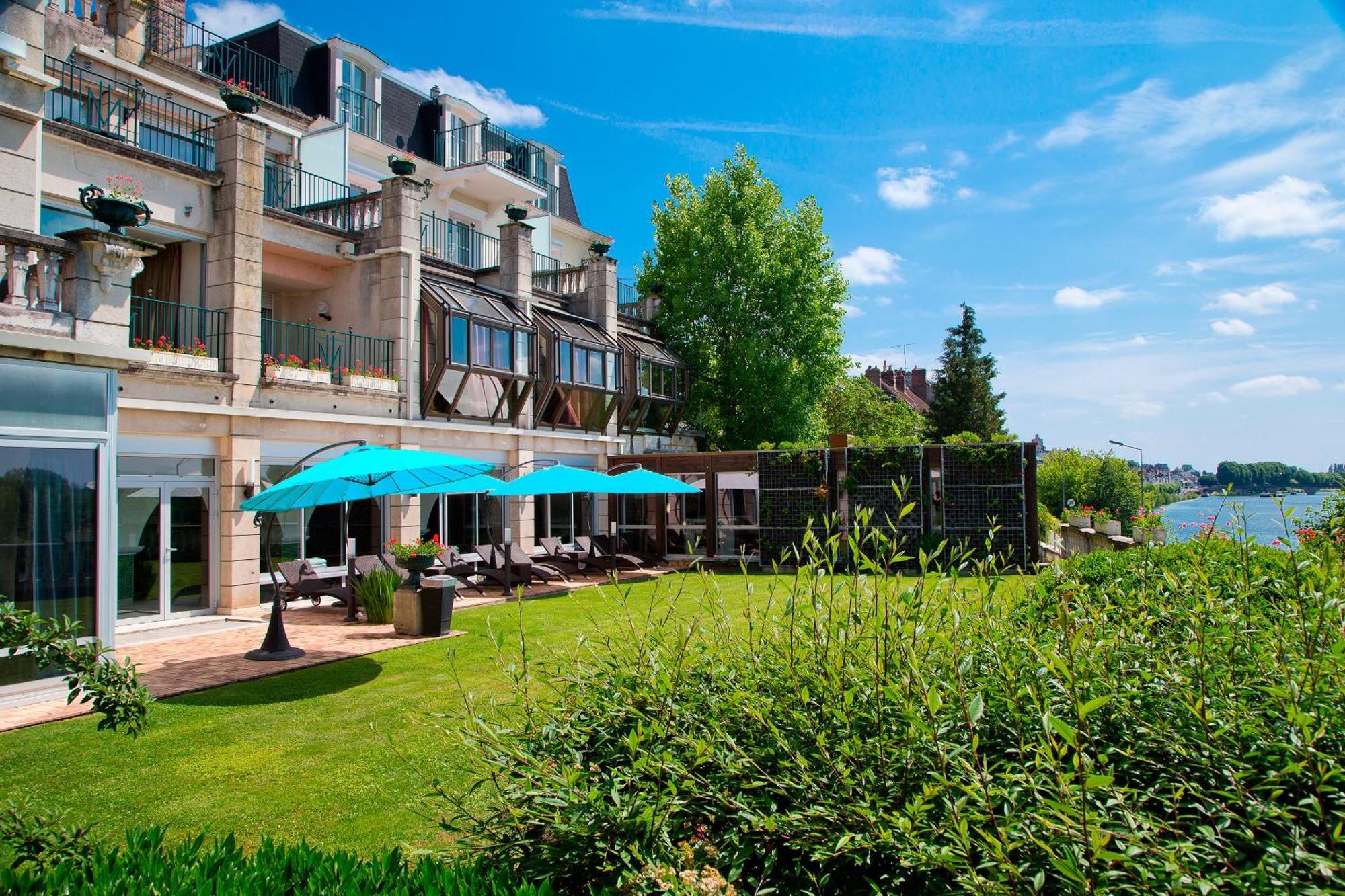 La Cote Saint Jacques Hotel Joigny Exterior photo